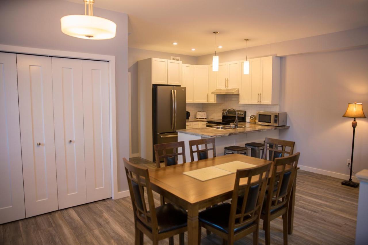 Downtown Whitehorse 4 Bedrooms Deluxe Condo Екстериор снимка