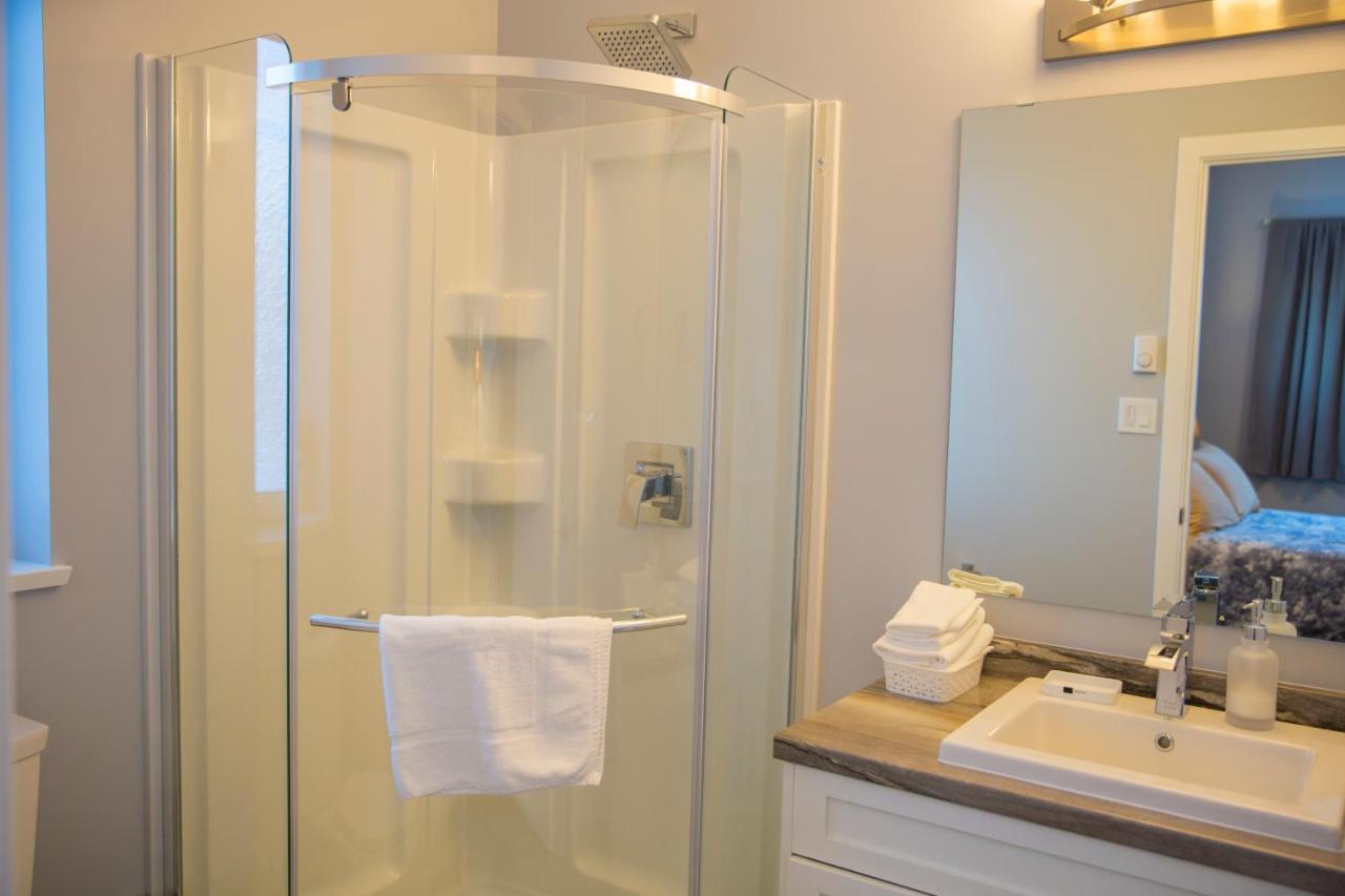 Downtown Whitehorse 4 Bedrooms Deluxe Condo Екстериор снимка